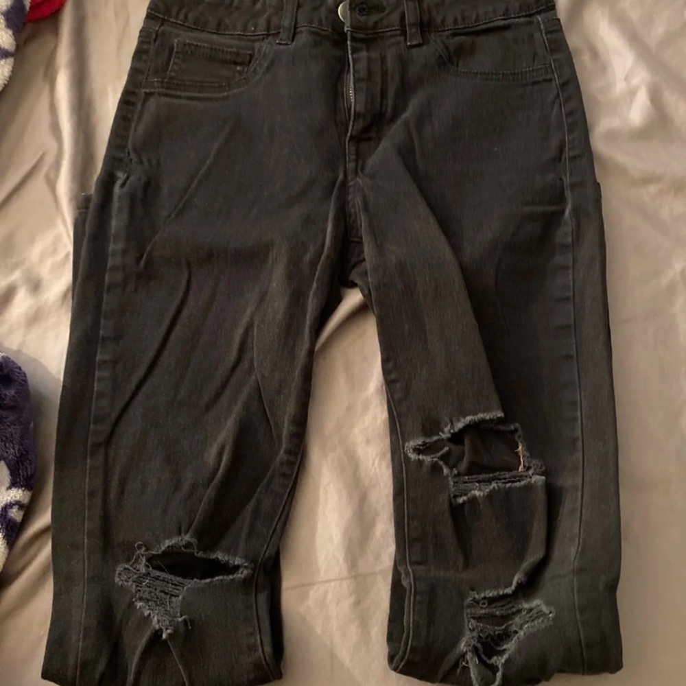 Black ripped jeans